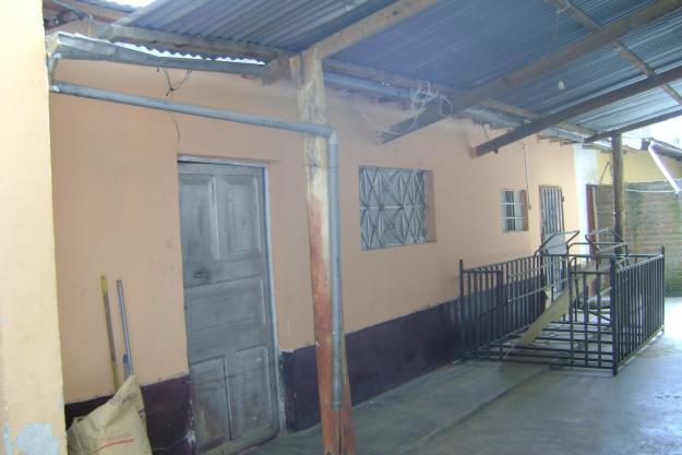 SE VENDE UNA CASA RUSTICA DE 60 METROS CUADRADOS