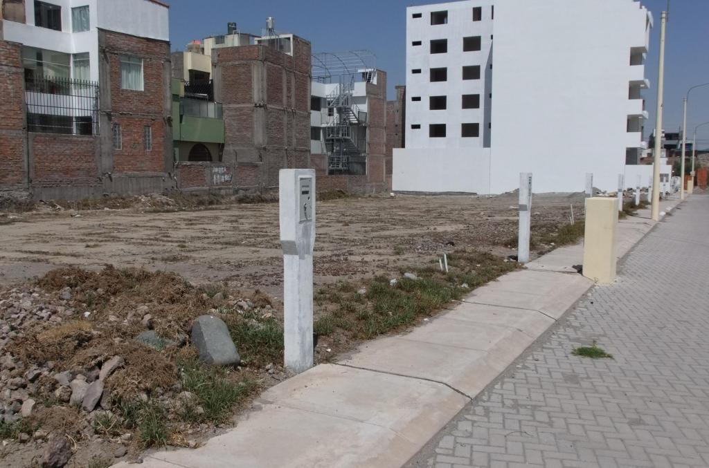 vendo terrenos de 203*240*340 m2 residencial boulevar los arces