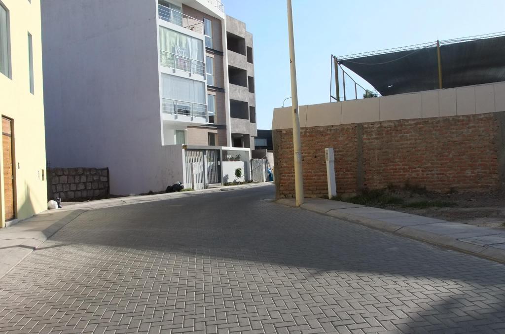 vendo terrenos de 203*240*340 m2 residencial boulevar los arces