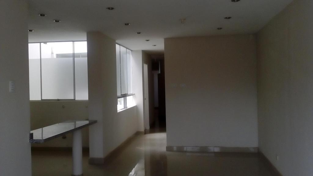 100m2, CUARTO PISO San Andrés  US$65000