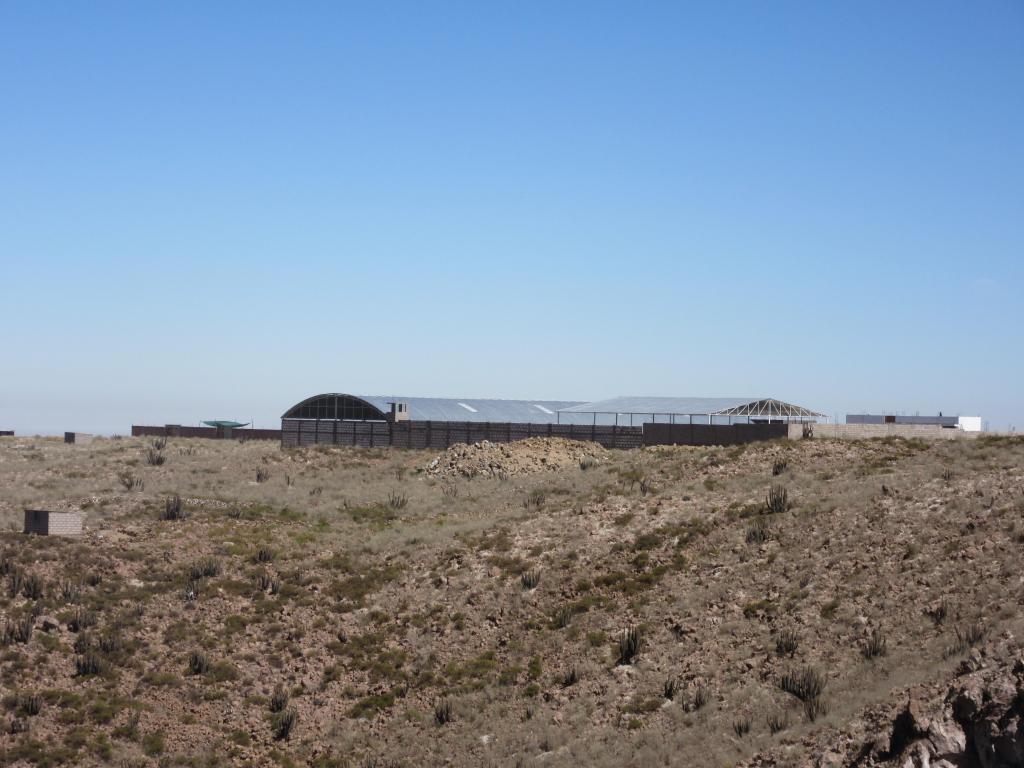 REMATO UN TERRENO DE 2,000M2 CON TITULO EN CAMINO A YURA KM. 17 A LA IZQUIERDA, PRIVADO