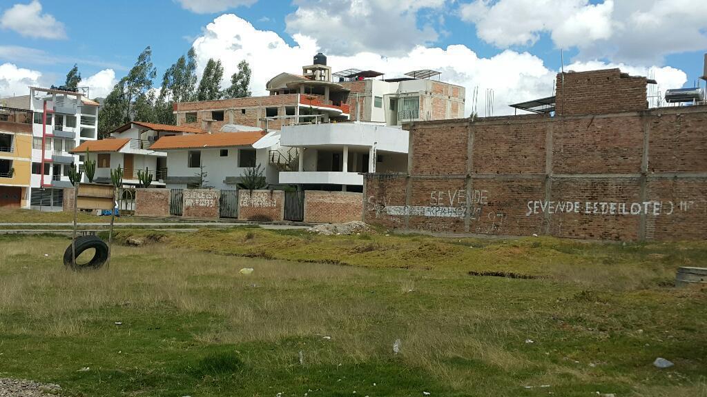 Vendo lote de 521m2 en urb. LOS Docentes