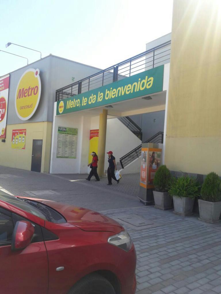 Ocasion vendo local comercial en plaza  norte