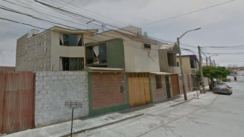 Vendo casa en la urbanización san pedro calle brasil A6