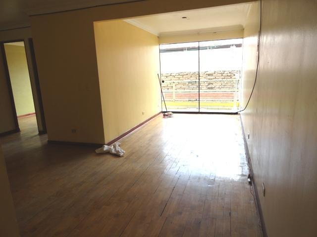 Vendo dpto. en Calle Castrovirreyna, Breña, 70m2 US$65,000!!