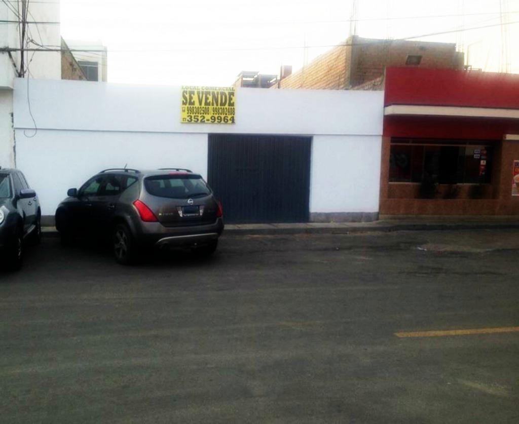 OPORTUNIDAD!! Remato Local comercial en La Molina a $900/m2 por la USMP y el corregidor