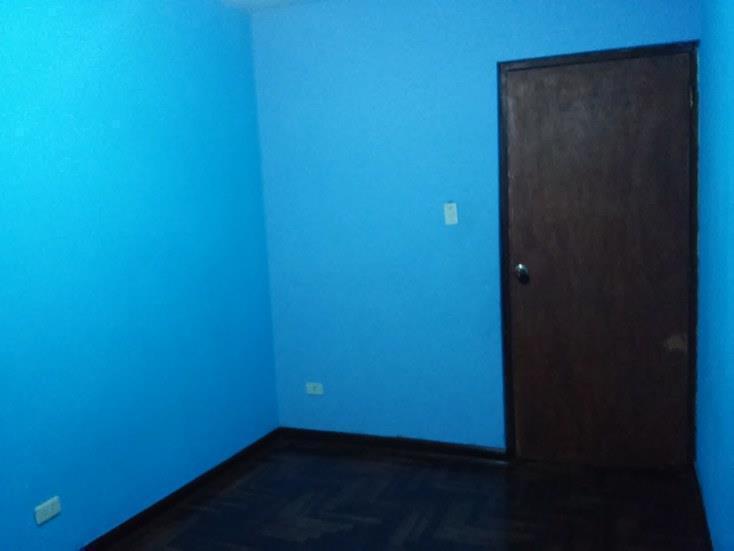 SE VENDE/ ALQUILA CASA EN CERCADO DE