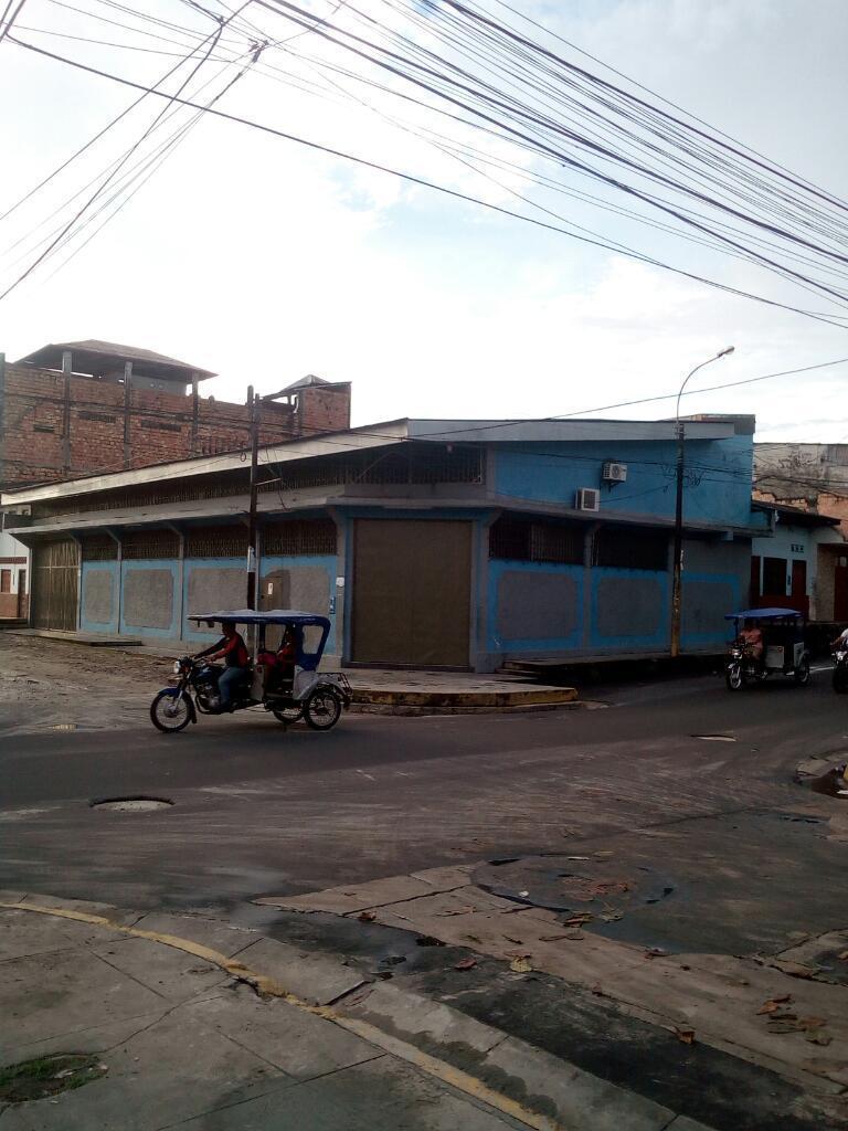 Vendo local 460.00 m2 Esquina $350,000 USD