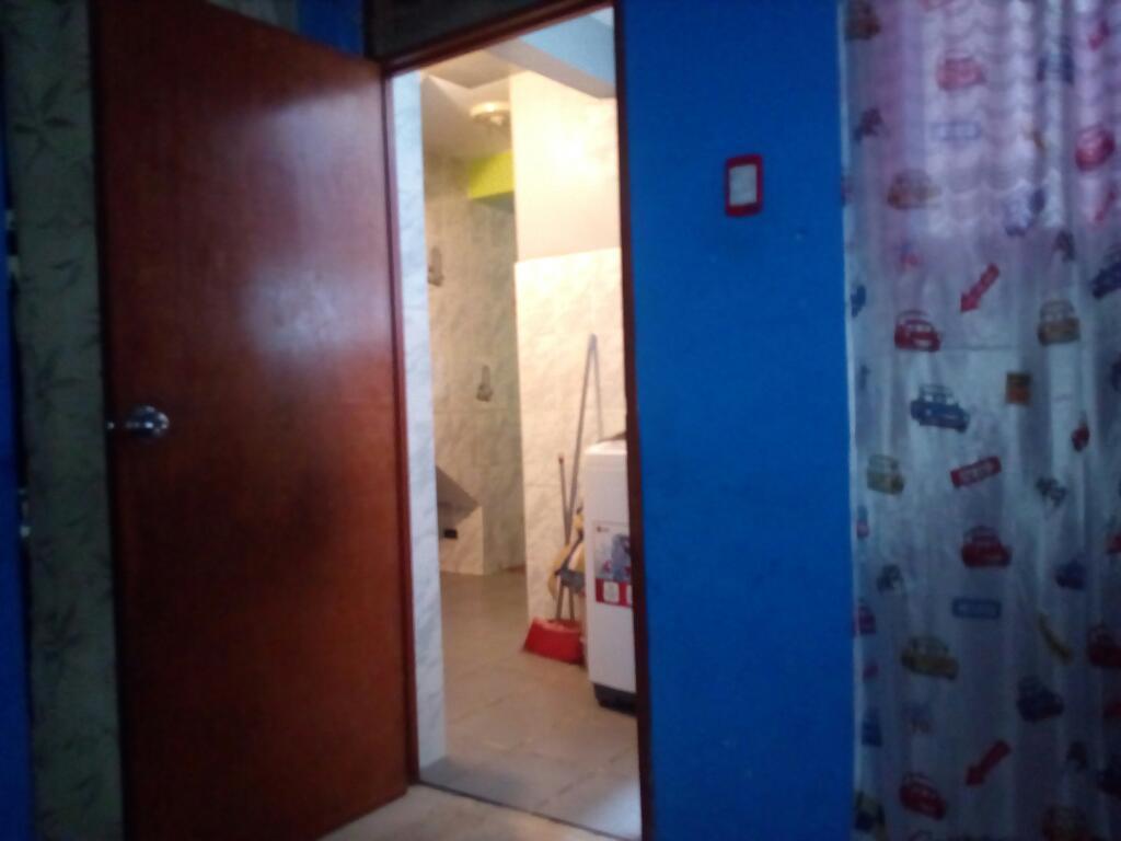 Vendo departamento en segundo piso
