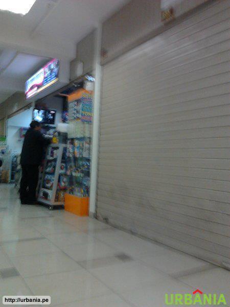 Vendo 2 locales de 10 m2 en CENTRO COMERCIAL WILSON PLAZA Y 1 LOCAL EN COMPUPLAZA EN US$ 68,000