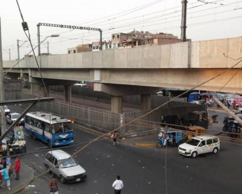 CRM276211 ¡PLENO EMPORIO DE GAMARRA! AIRES COMPLETOS CONSTRUIBLES CON DOBLE FRENTE