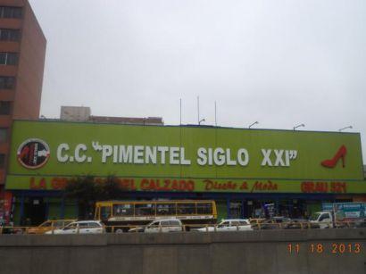 SE VENDE STAND COMERCIAL ESQUINA