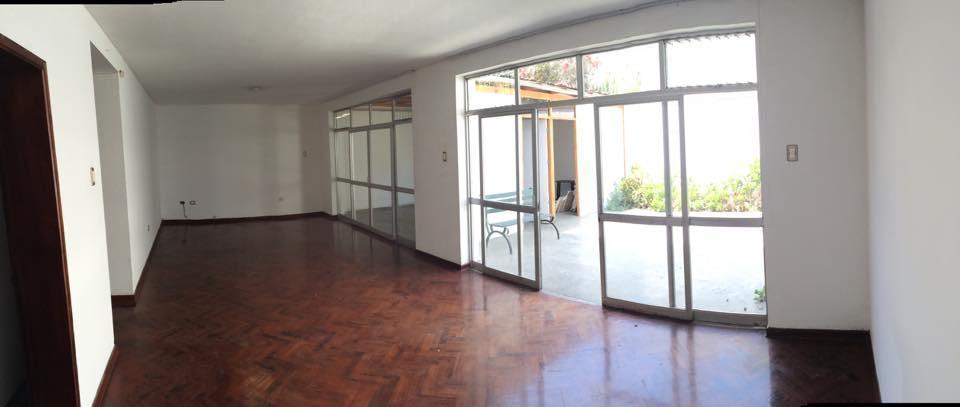 Vendo Casa Surco Limite Barranco/Miraflores US$ 550,000/‏ 250 m2 Licencia!