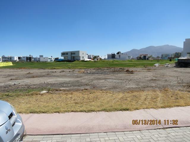 AHS TR 1403 Vendo terreno urbano de 350 mts2 en zona Residencial de Cerro Colorado