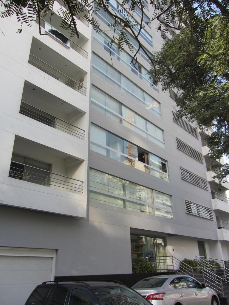 Exclusivo departamento en Av. Javier Prado – San Isidro
