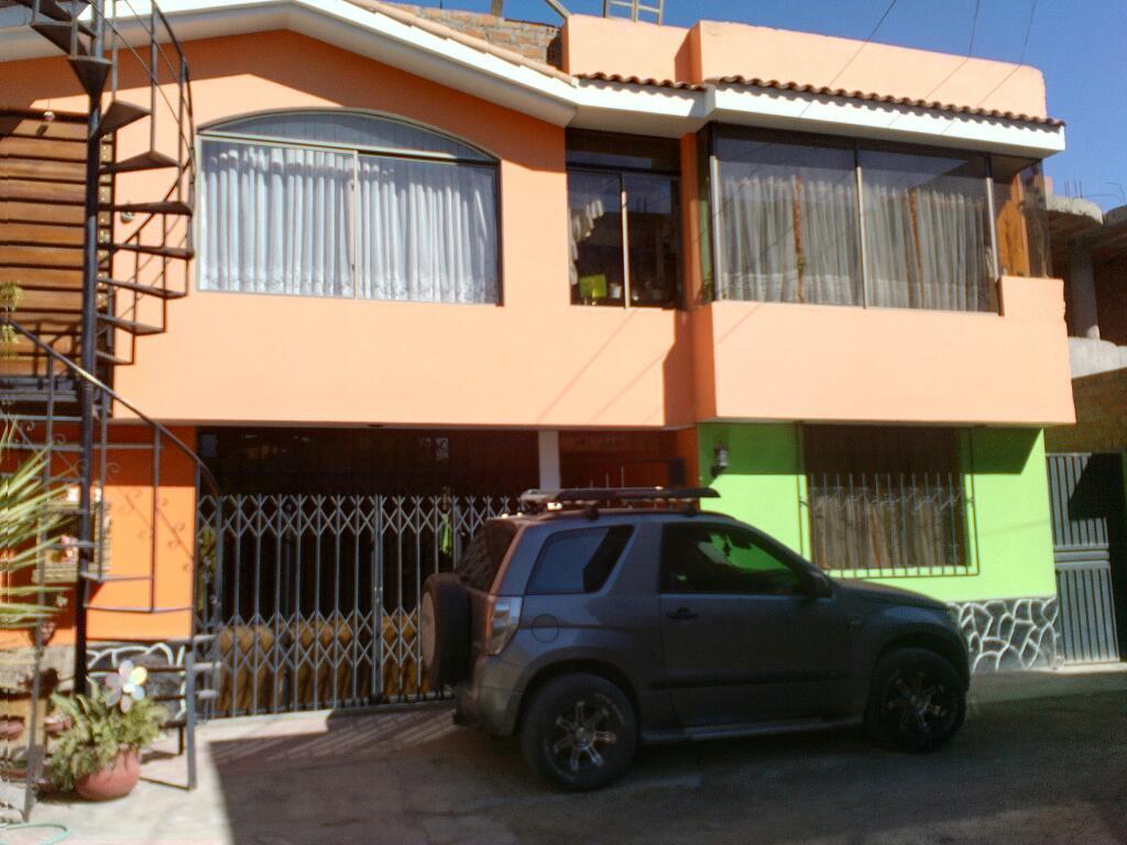 Vendo hermosa casa dos pisos condominio privado