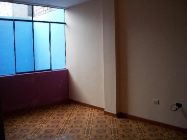 Alquilo habitaciones para estudiantes y departamentos en estreno Wanchaq