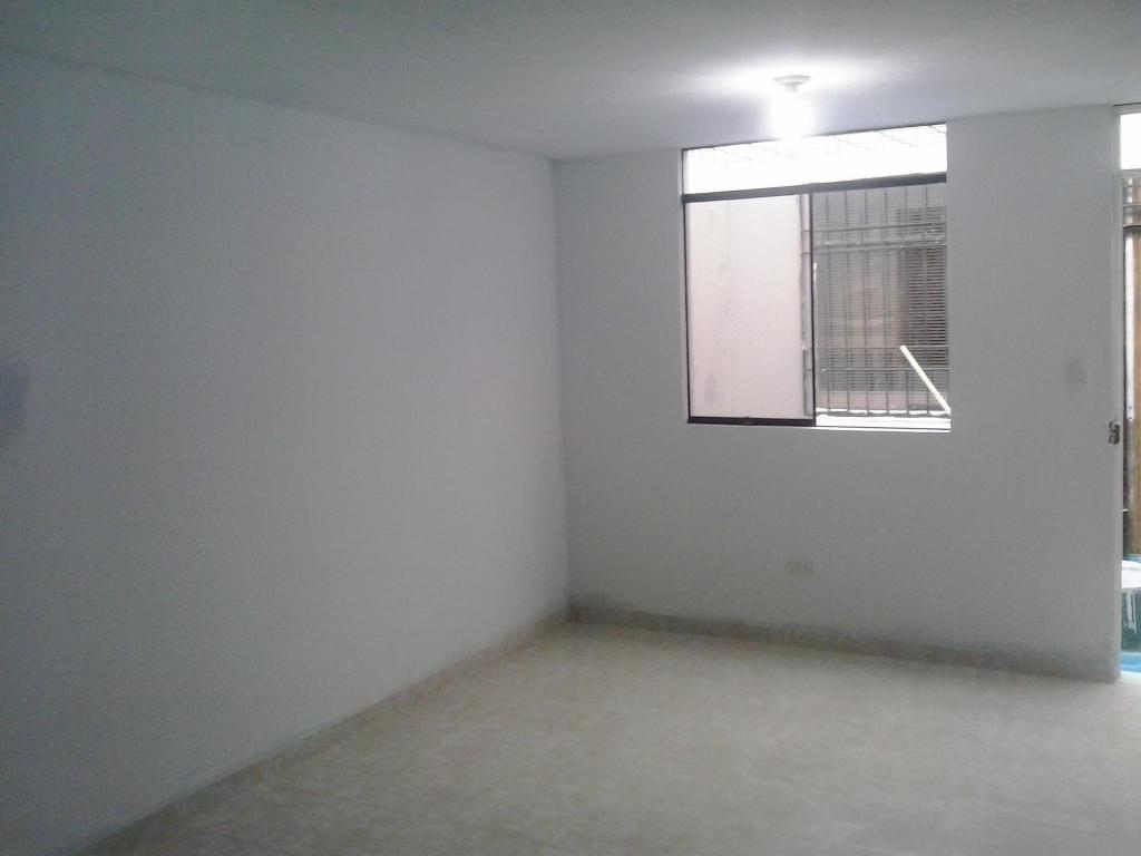 Venta de oficina y almacén en Chincha Baja, 107 m2