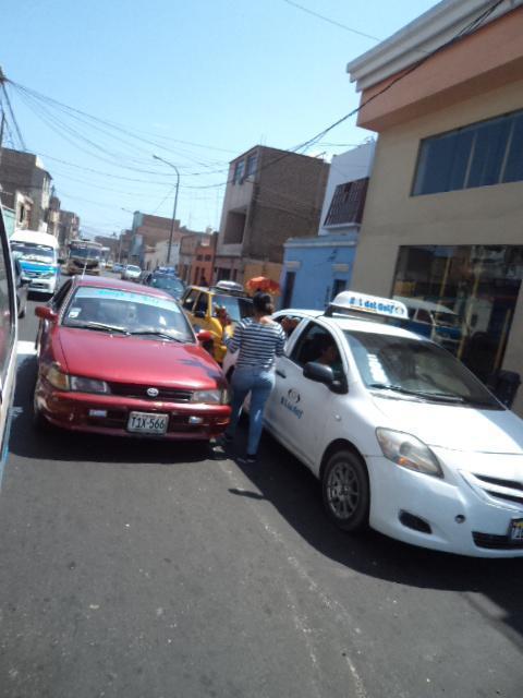 CERCA JR, PUNO EN PROCESO DESALOJO INQUILINO PRECARIO REMATO 260 M2