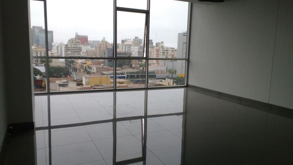 Gran oportunidad de alquiler de oficina en Miraflores