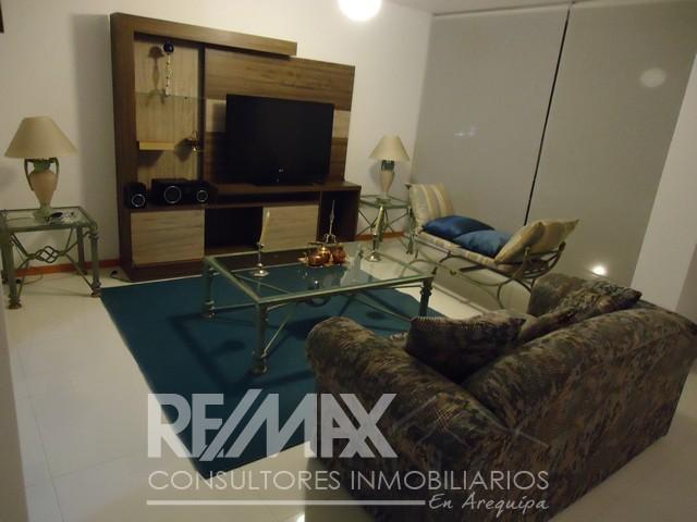 LINDO DEPARTAMENTO AMOBLADO EN EXCLUSIVO CONDOMINIO RESIDENCIAL, EN LA PARTE BAJA DE CAYMA