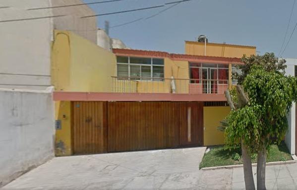 Se vende y/o alquila casa en Urbanizacion Patazca