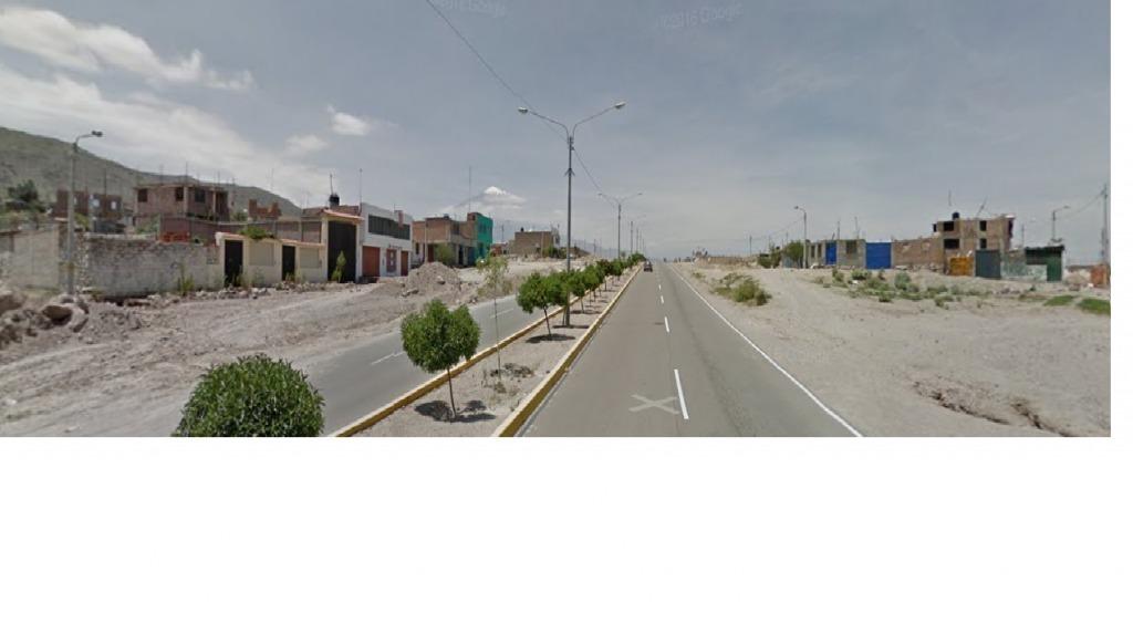 TERRENO COMERCIAL EN ESQUINA DE 590 M2. EN PLENA AV. 54 CERRO COLORADO