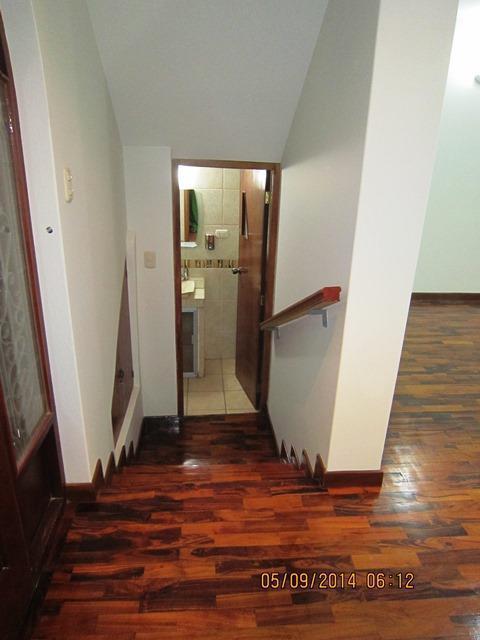 AHS D 2089 Alquilo lindo departamento en 1er piso en Cayma cerca de la Av. Ejército