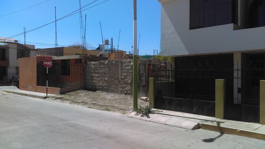 VENDO TERRENO URBANO HABILITADO DE 160 m2