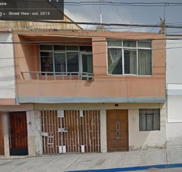 VENDO CASA 2 PISOS EN POCOLLAY