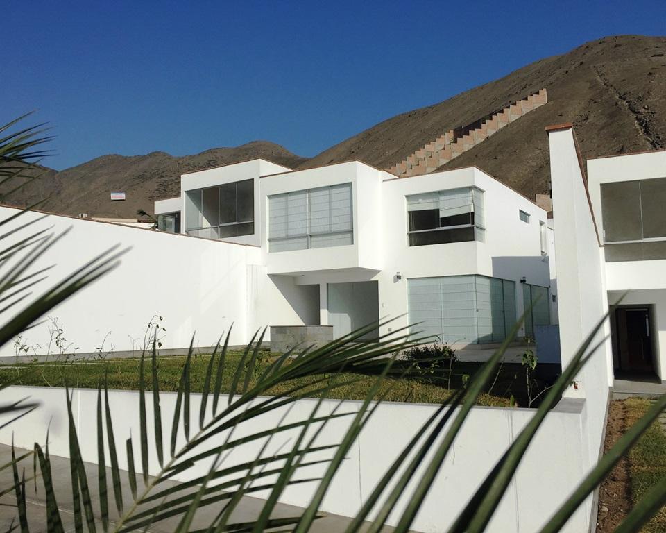 Alquilo Moderna Casa de Estreno en La Planicie La Molina