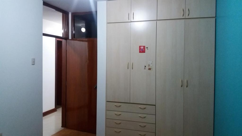 VENDO DEP. 1ER PISO 155.23 M2 COCHERA URB. LOS ABOGADOS