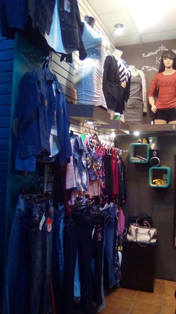 traspaso de tienda de ropa en la Mega 80