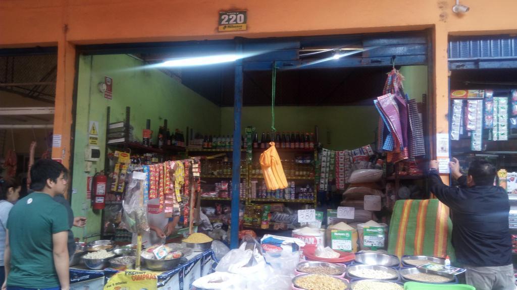 VENTA DE PUESTO COMERCIAL