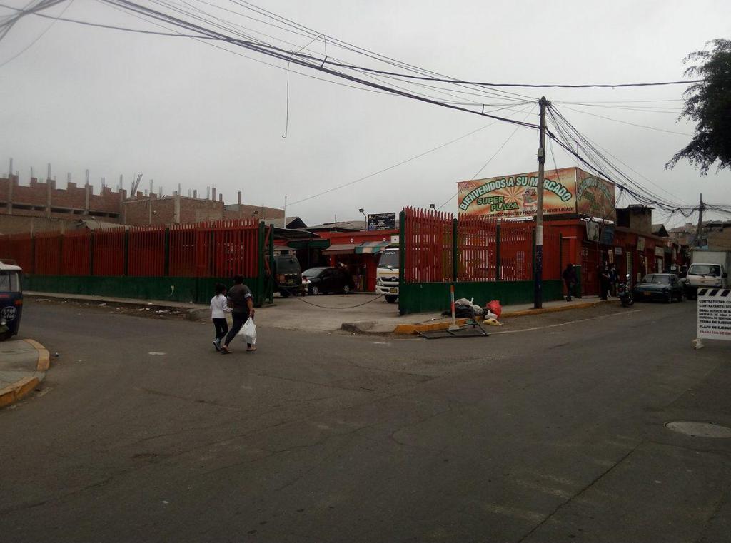 SE VENDE LOCAL COMERCIAL NEGOCIABLE