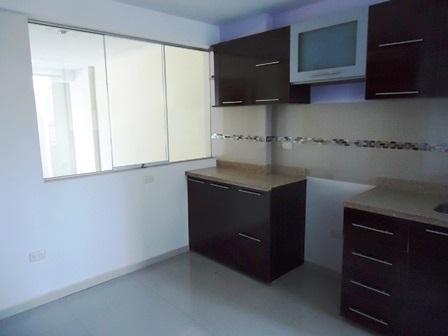 AHS D 1494 Vendo hermoso departamento con finos acabados en Coop. Universitaria Cercado