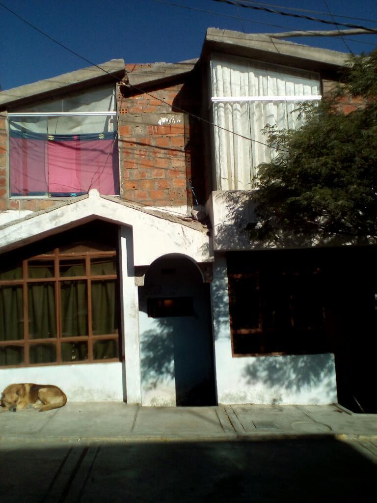 Vendo Casa en Cayma Buenos Aires por Motivos de Salud