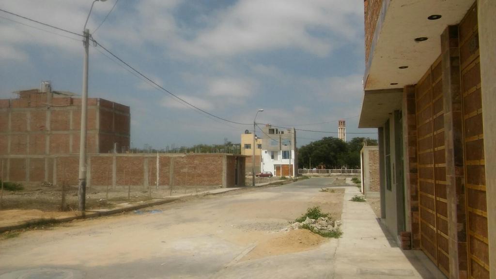 VENDO TERRENO URBANIZACION EL SANTUARIO 127 M2