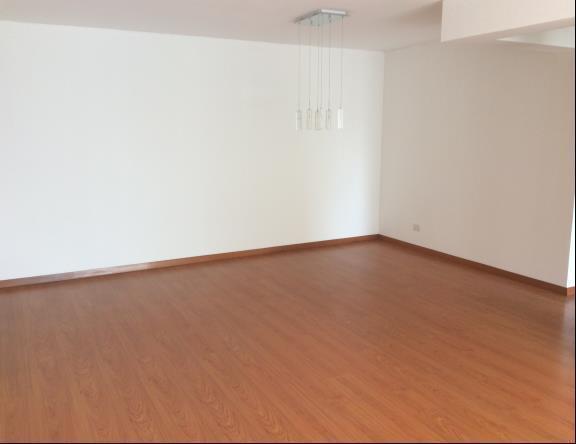 Alquilo departamento en Miraflores US$ 800 Sin muebles de 100 m2 con 1 dormitorio, 1 cochera