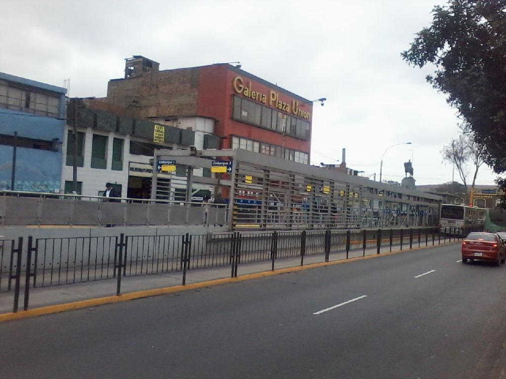 Vendo Local 14 m2 Galeria Plaza Union Malvinas