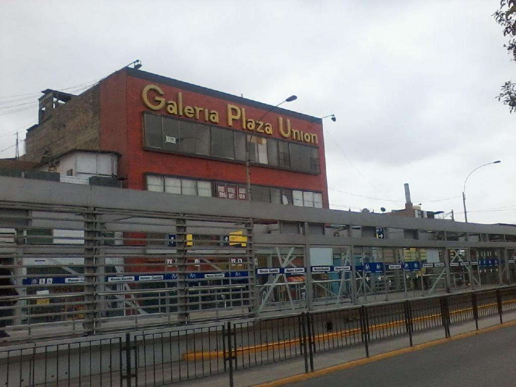 Vendo Local 14 m2 Galeria Plaza Union Malvinas