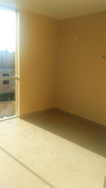 AHS D 2077 Vendo lindo departamento en 3er piso con cochera en Sachaca a lado del Puente de Fierro