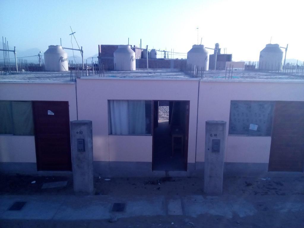 VENDO CASA VALLESOL TERCERA ETAPA LAREDO  LA LIBERTTAD. MZ O LOTE 39 PASAJE SALTUR