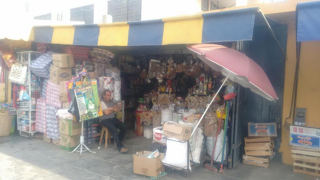 Tienda de 27 M². en Mercado Villa Del No