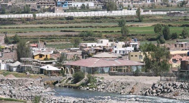 Se vende terreno a la pista en Arancota a 140 dolares x mt2