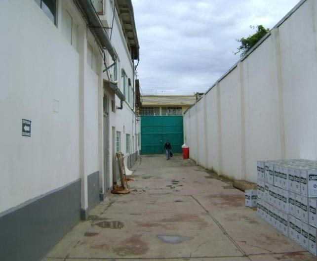 JR. LEON DE HUANUCO, A 1 CUADRA DEL PUENTE TINGO Y A 1 CUADRA DEL ESTADIO. CERCA A LA LAGUNA VIÑA DEL RIO