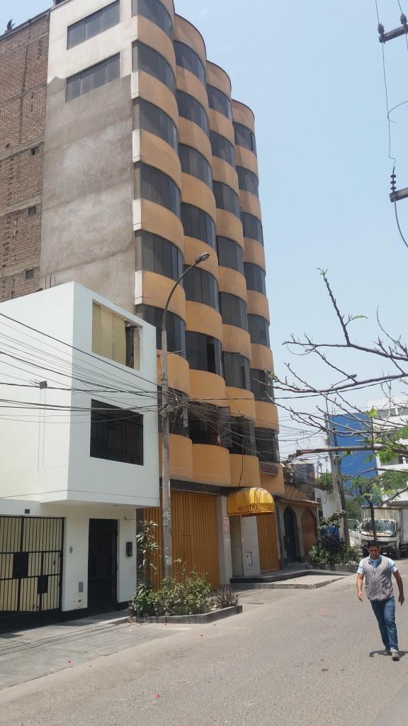 VENTA DE HOSTAL URB. SAN CARLOS – SJL