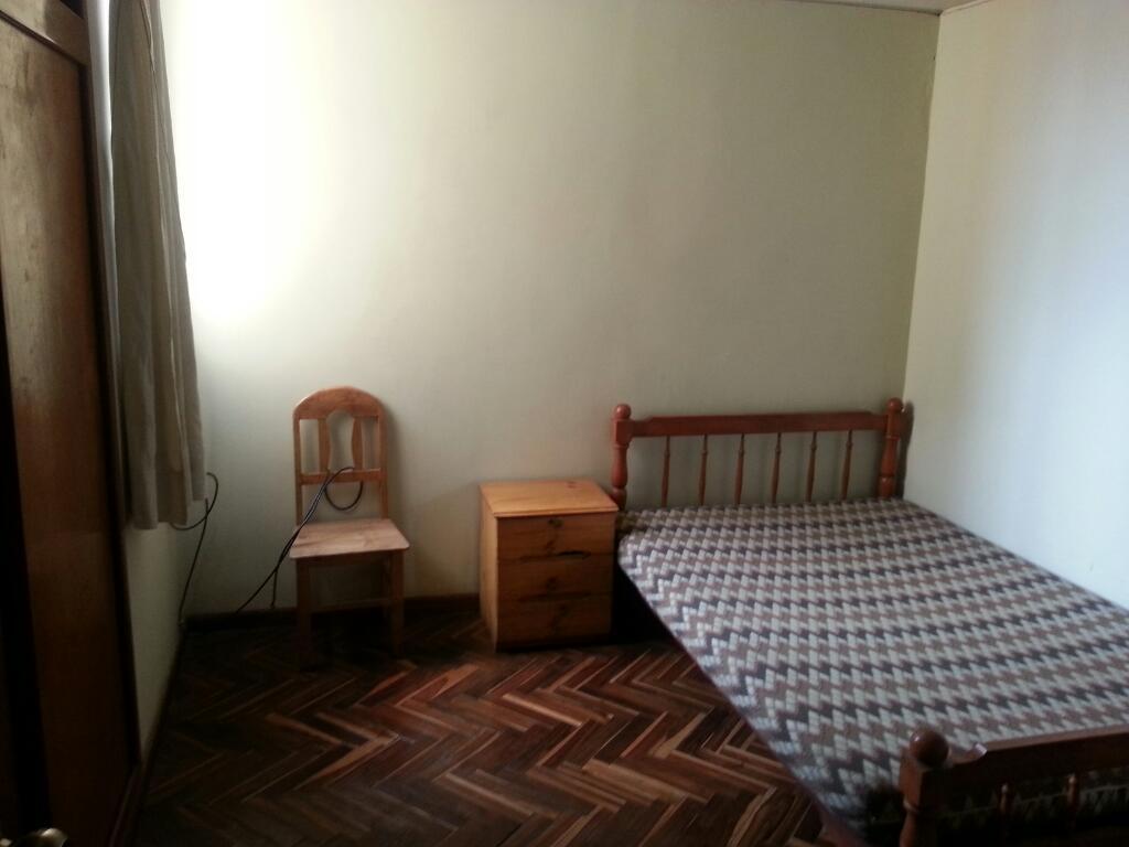 Umacollo alquilo habitación