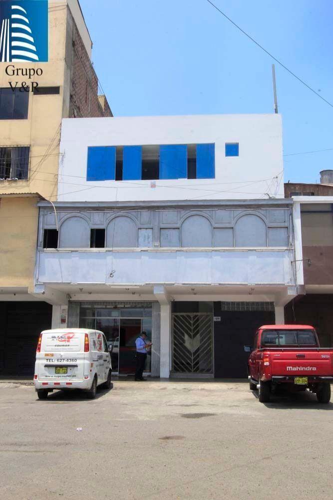 Local comercial a 01 cdra de Plz San Miguel. 1er piso