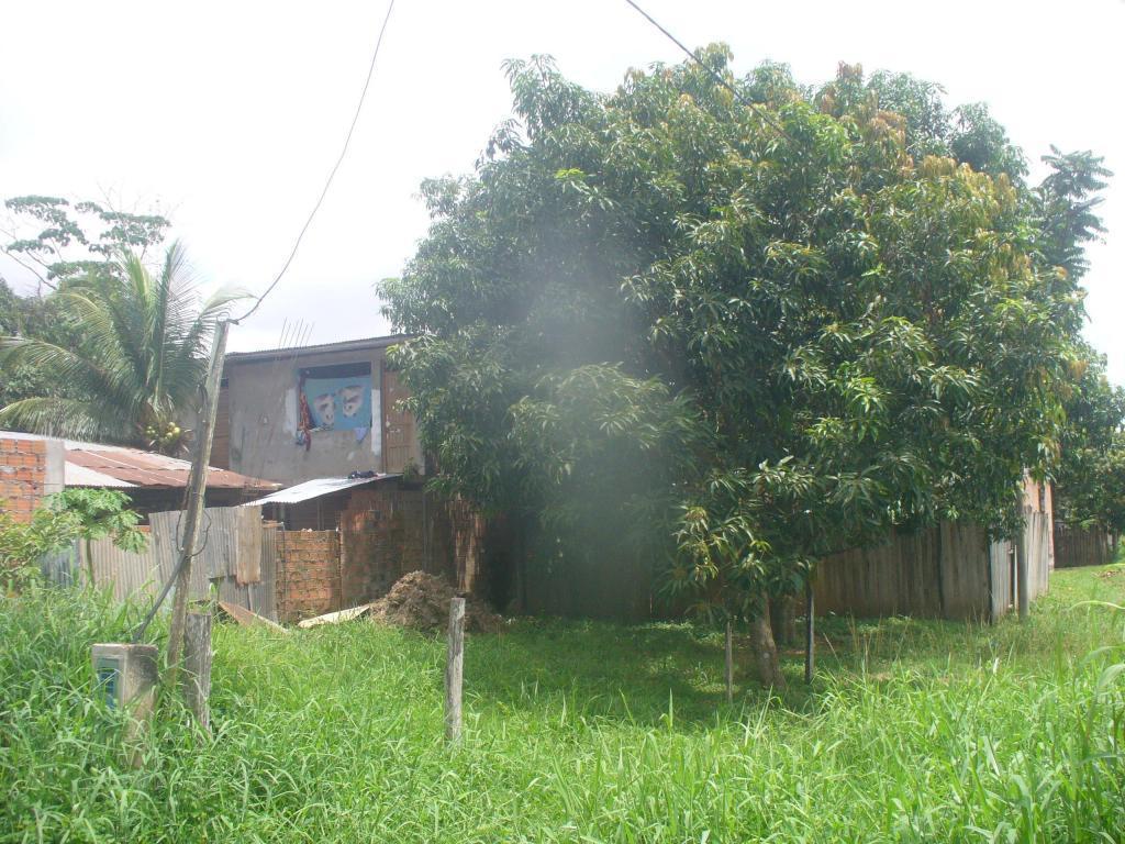 TERRENO EN ESQUINA FRENTE AL PARQUE DE LAS MELINAS